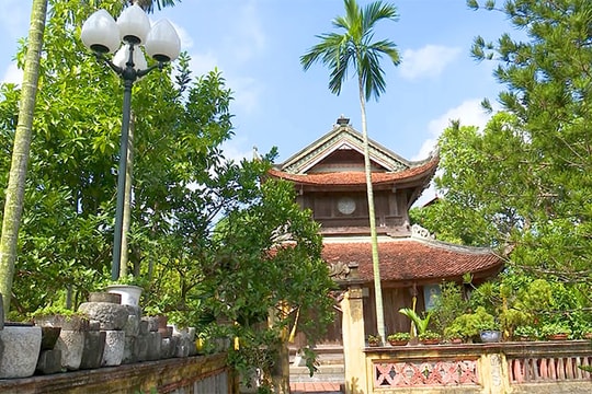 "Bảo tàng" đồ đá tại chùa Đồng Ngọ